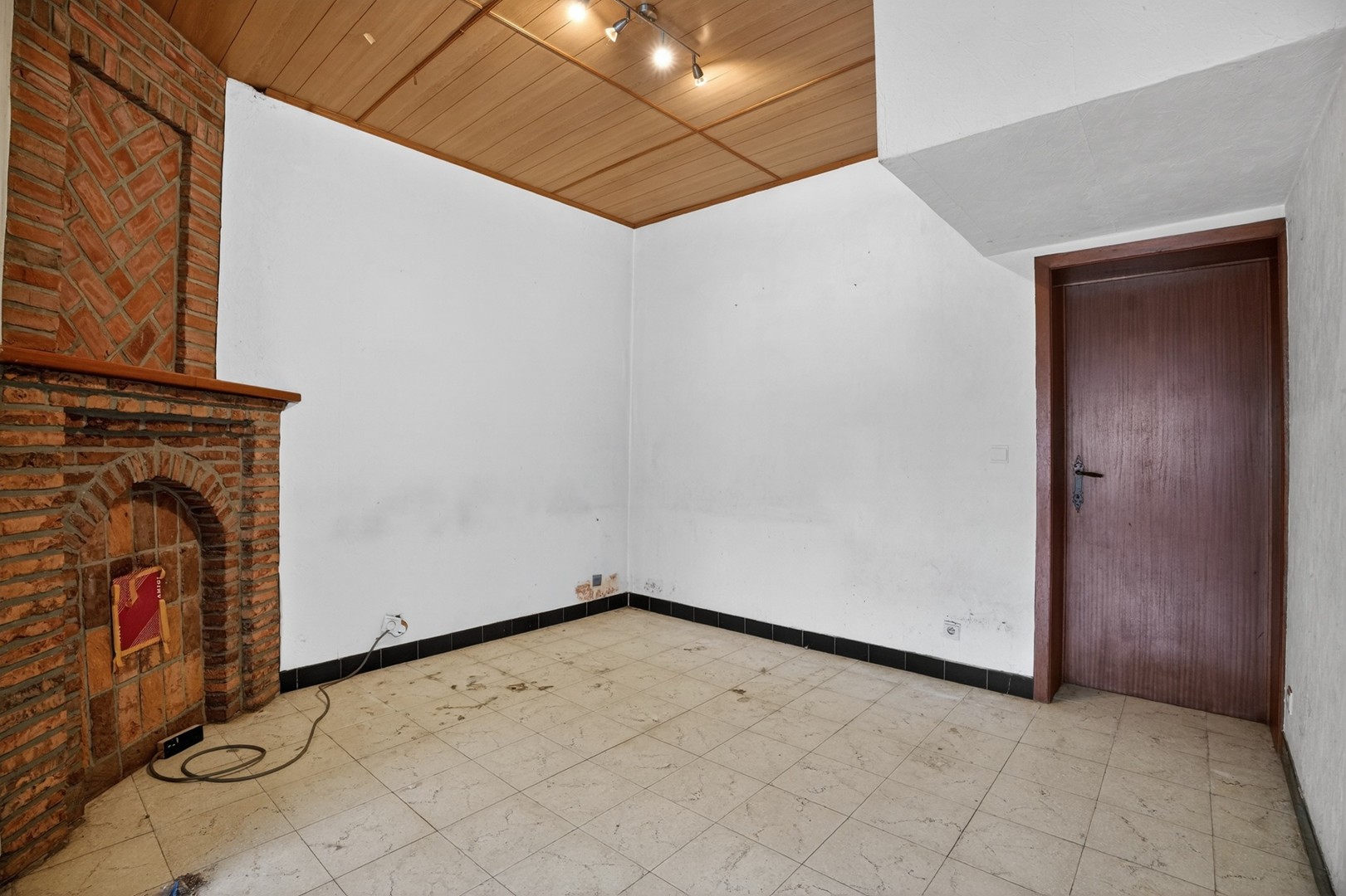 Maison à vendre à Woumen avec 4 chambres - photo 3