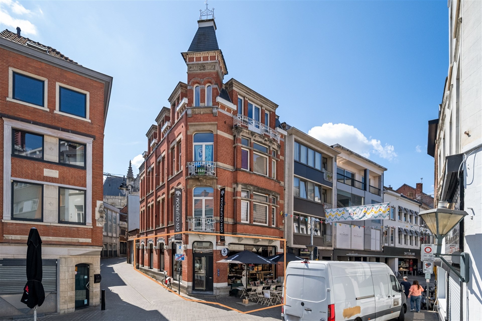 Commercial for sale in Aalst with 6 bedrooms - photo 2