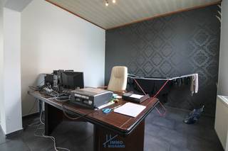 Deze instapklare halfopen woning bevindt zich in Gullegem. Deze woning voldoet aan de energiecriteria van vandaag. Ook...