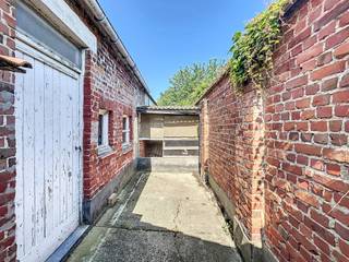 OPSLAGRUIMTE TE KOOP NABIJ HET STERREBOS – RUMBEKE (ROESELARE)127M² TOTALE OPPERVLAKTE – IDEAAL VOOR OPSLAG, STALLING OF VOORRAADBEHEER UITERMATE...