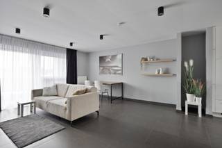 Dit ruime en instapklare appartement met twee slaapkamers is ideaal gelegen nabij het centrum van Leopoldsburg, op wandelafstand van winkels,...