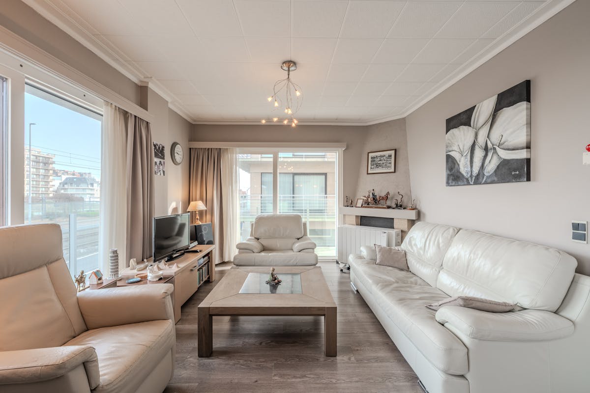 Bright corner apartment for sale with 2 terraces! - photo 5