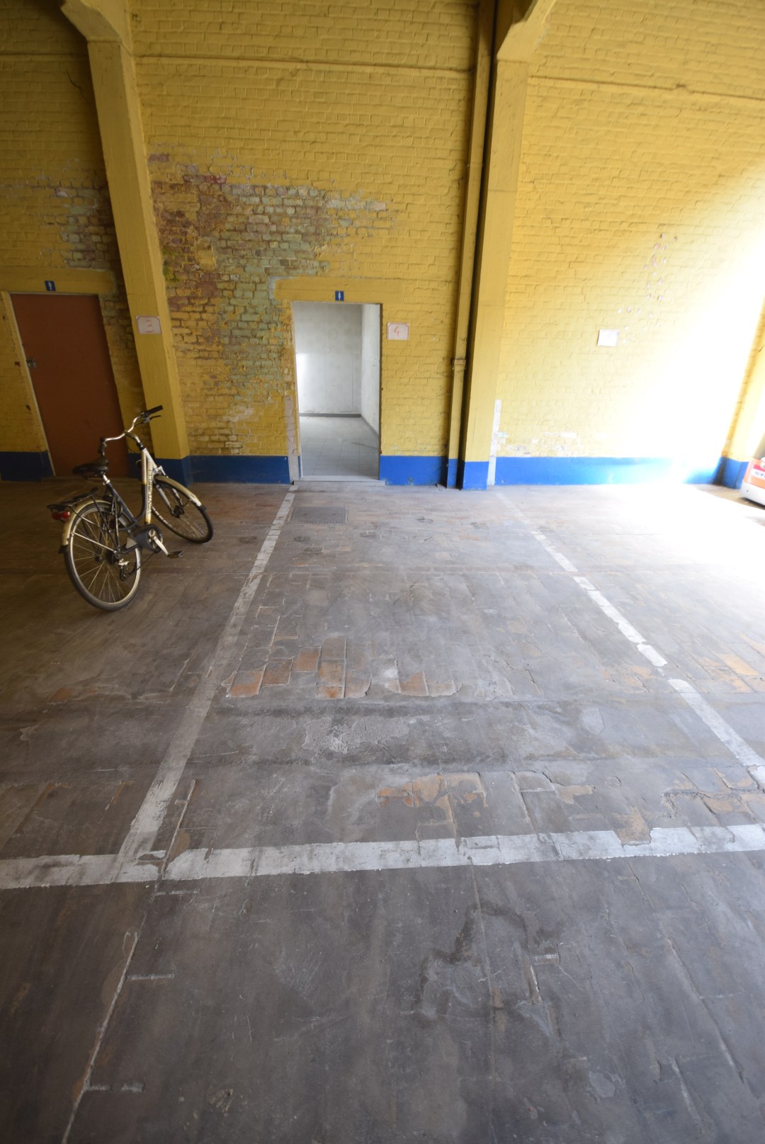 STANDPLAATS + RUIME BERGING - foto 4