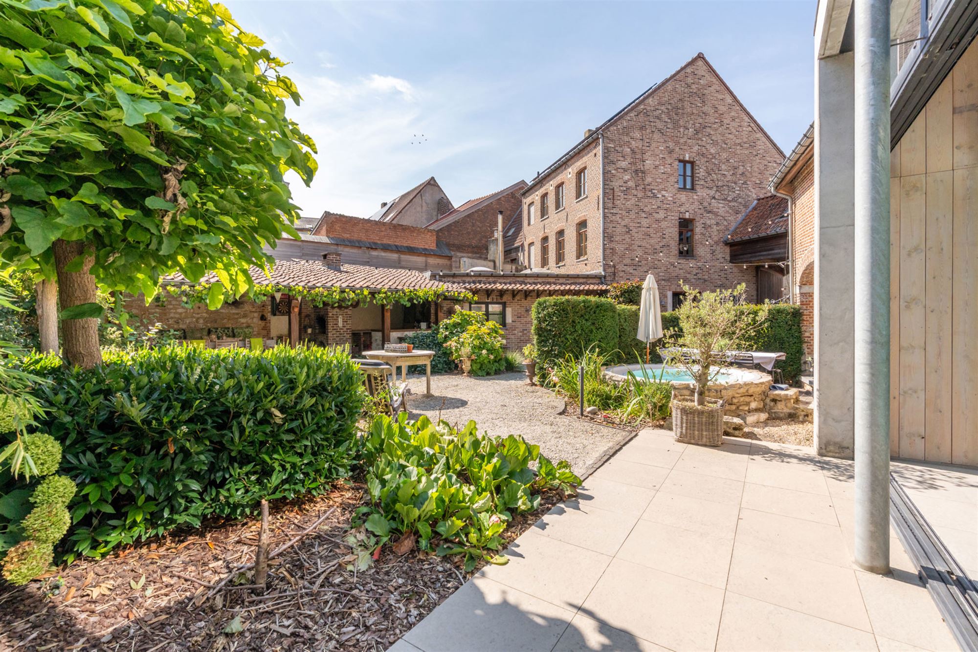 Karaktervolle gerenoveerde woning te Hoegaarden. - foto 4