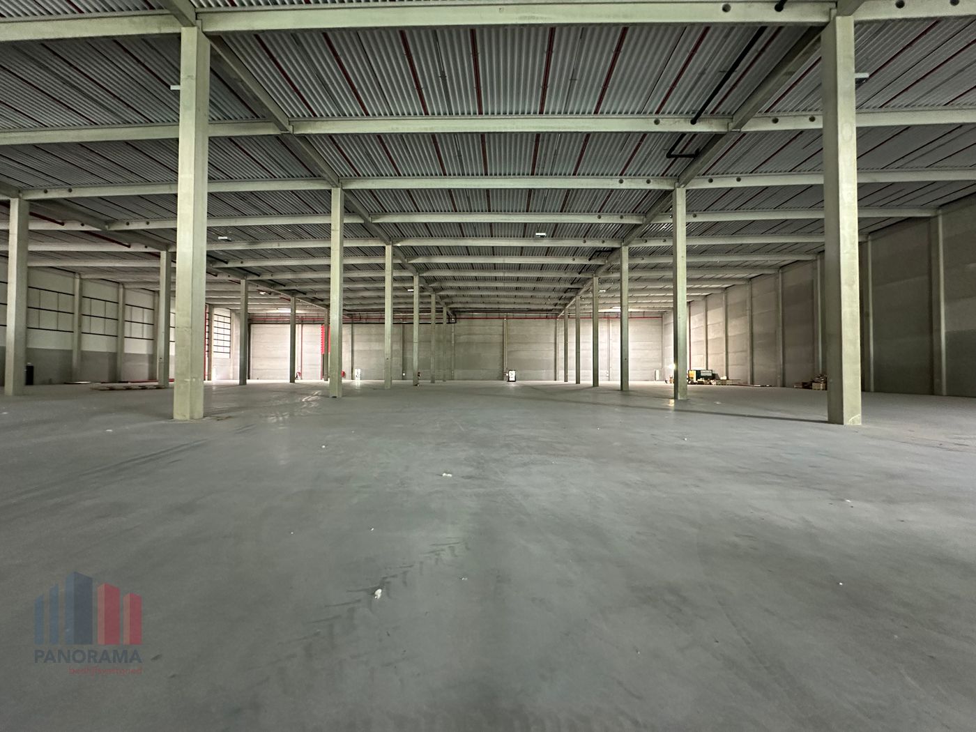 High-end logistiek bedrijfsgebouw te huur in Péruwelz - photo 2