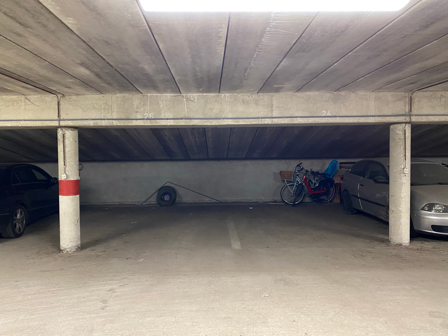 Overdekte autostaanplaats - foto 4