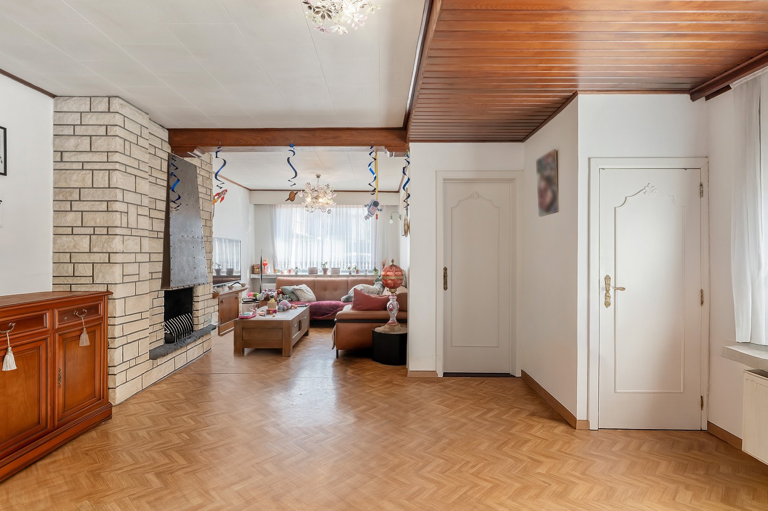 Gezellige HOB of opbrengsteigendom in het centrum van Kessel Statie - foto 3