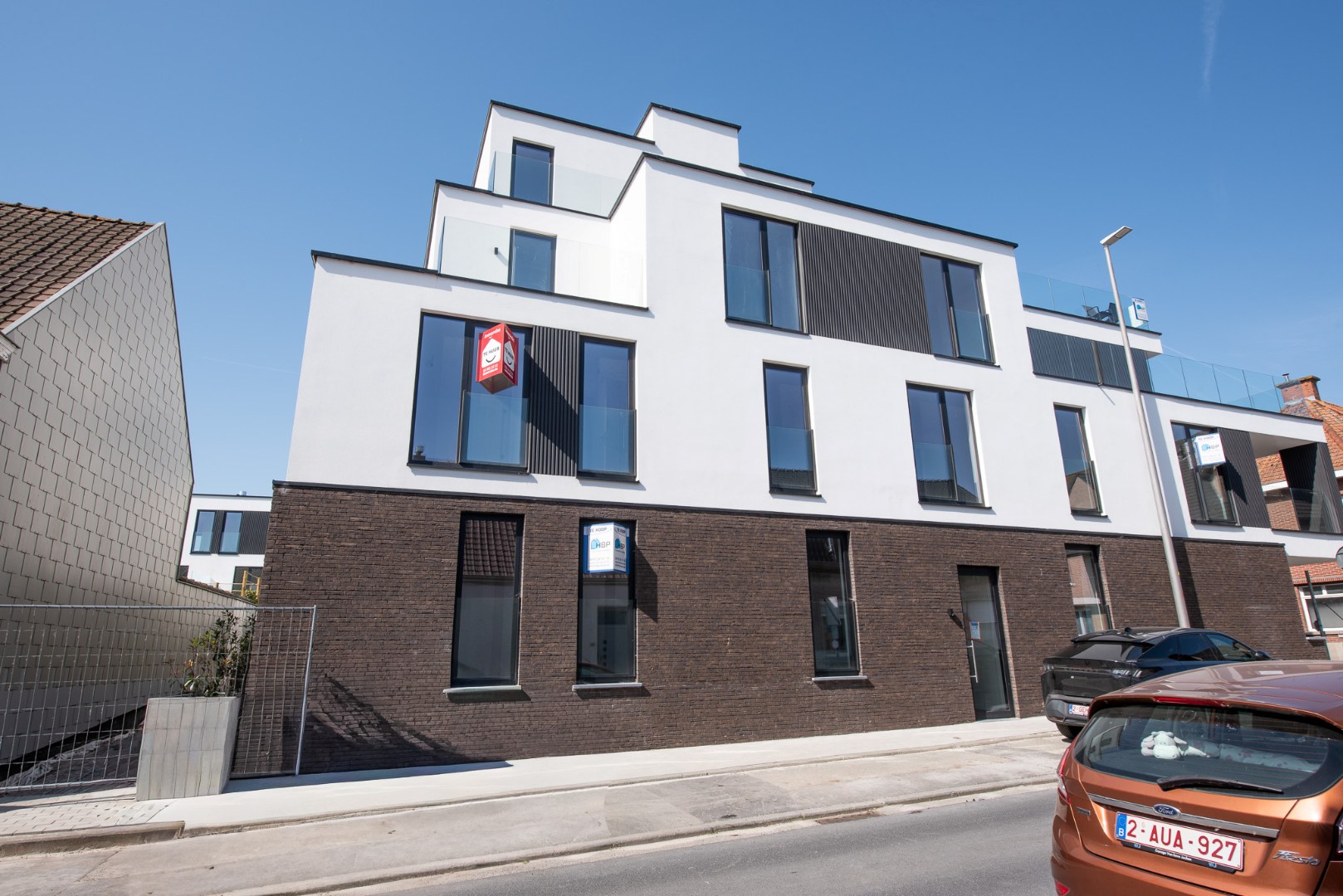 Prachtig, kwaliteitsvolle nieuwbouwappartement in het hartje van Kruishoutem! - foto 1
