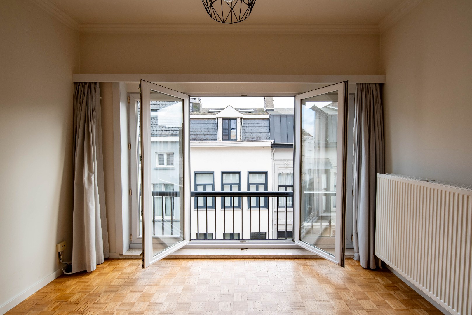 Apartment for rent in Antwerp with 2 bedrooms - photo 3
