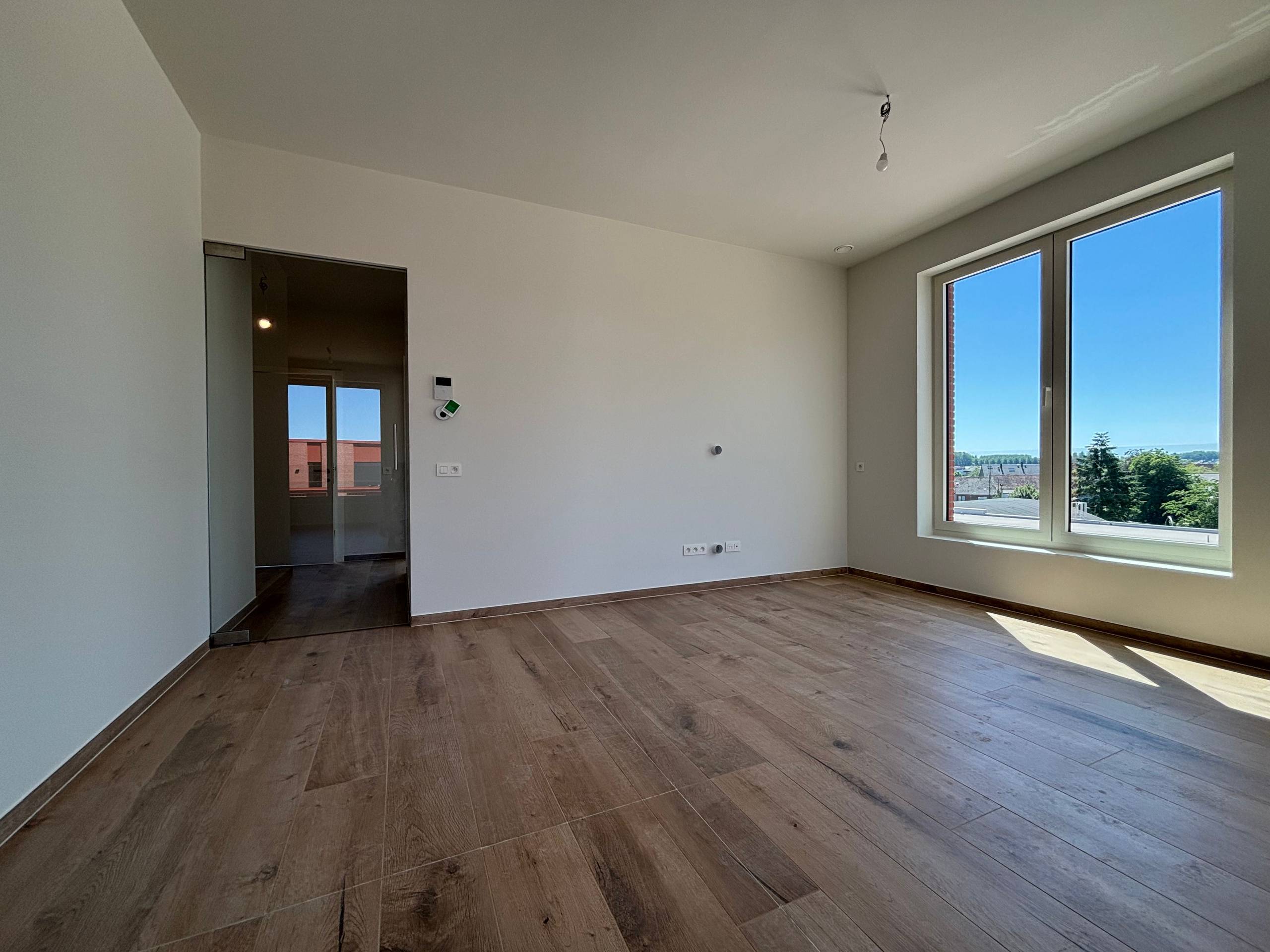 Lichtrijke penthouse met 2 slaapkamers in Sint-Lievens-Houtem - foto 3