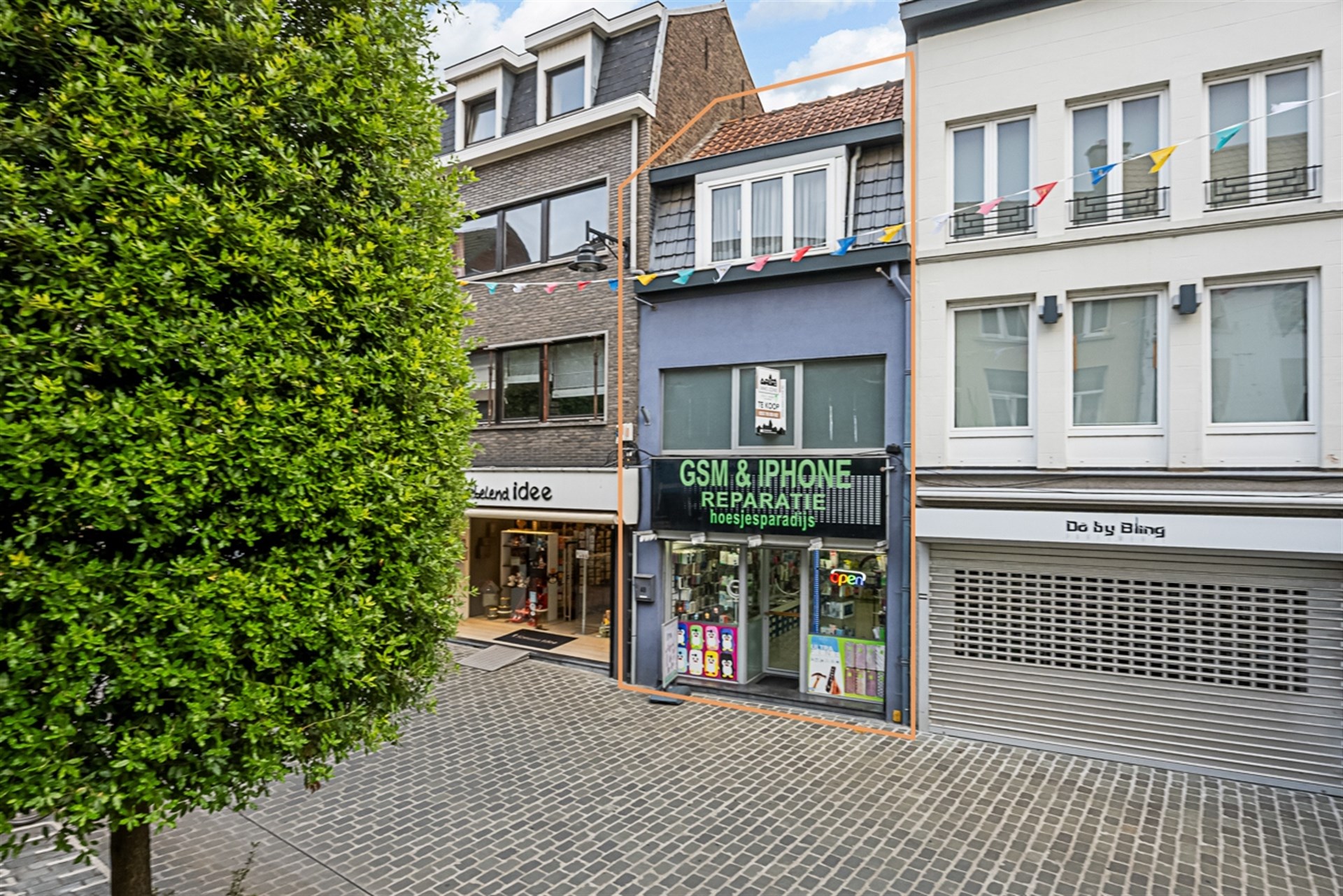 Commercieel gebouw in winkelstraat te Aalst - foto 1