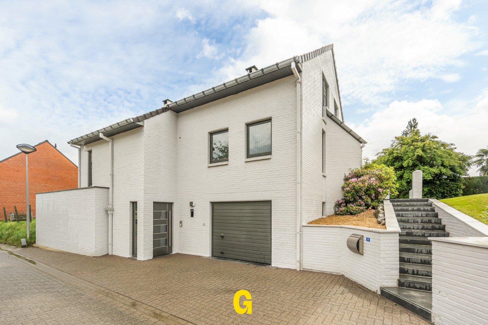 Knappe halfopen woning met een aantrekkelijke tijdloze architectuur, in perfecte staat, op 5a 67ca - label C - foto 4