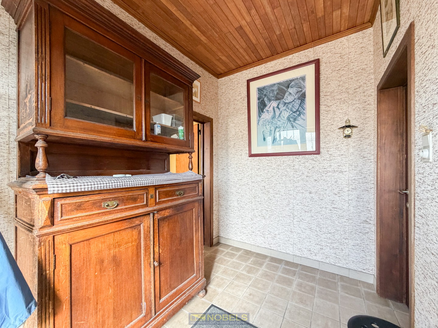Te koop, te renoveren halfopen bebouwing op ruim perceel van 2220m² te Gavere! - foto 4