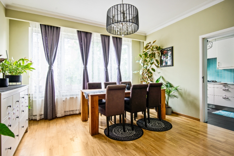 Centraal gelegen instapklaar appartement met 2 SLK, balkon en kelder - foto 4