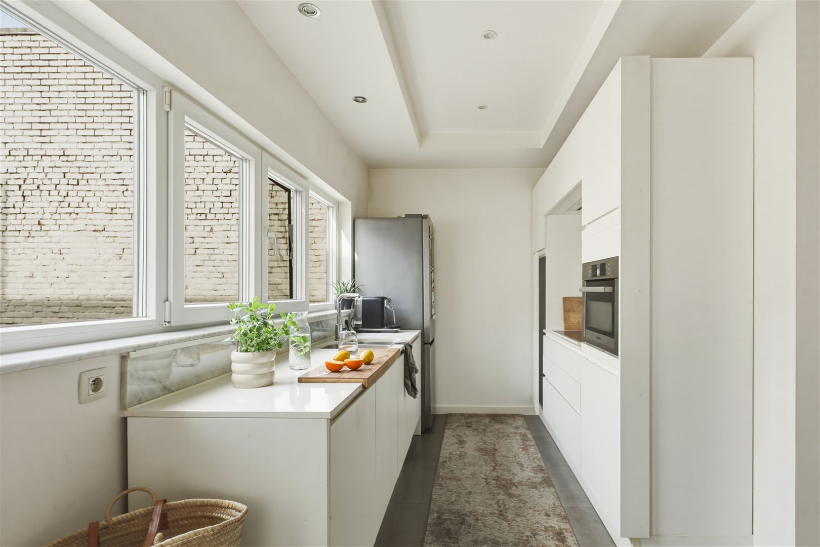 Volledig gerenoveerde gezinswoning met 5 slaapkamers - foto 5