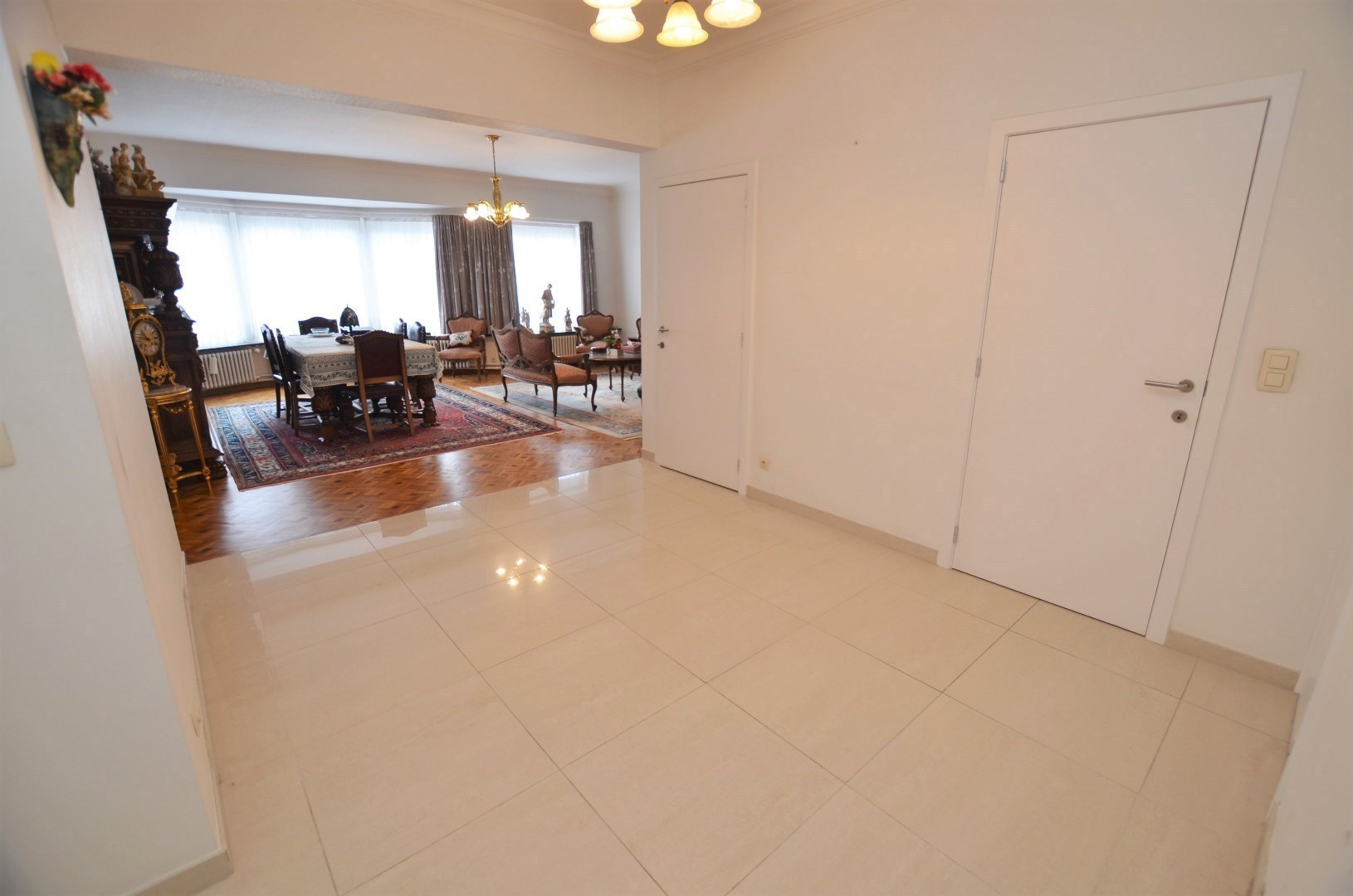 Prachtig ruim appartement met open zicht op Groentemarkt (2de verdiep) - foto 3