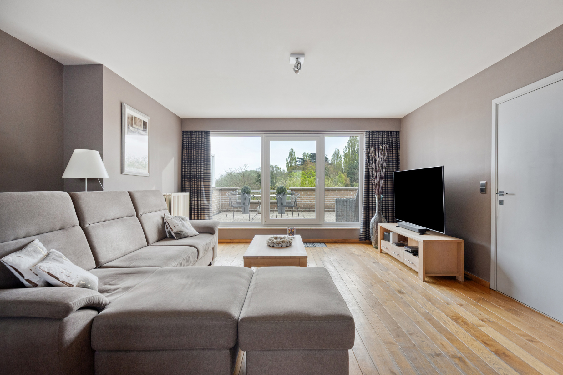 Mooie penthouse met 1 slaapkamer te Sint-Agatha-Berchem - foto 4