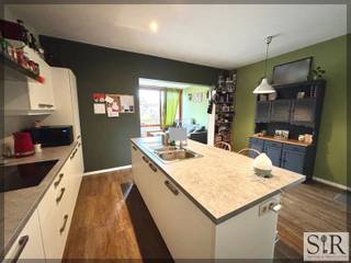 Modern gelijkvloersappartement met stadstuintje op toplocatieGelegen op een boogscheut van de Mechelse binnenstad met vlakbij winkels, restaurants,...