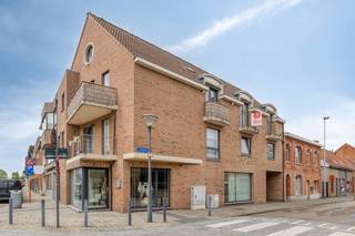 Vivre au cœur de la ville. Cet appartement duplex économe en énergie (EPC B) se trouve à quelques pas des boutiques, des cafés et de la gare...