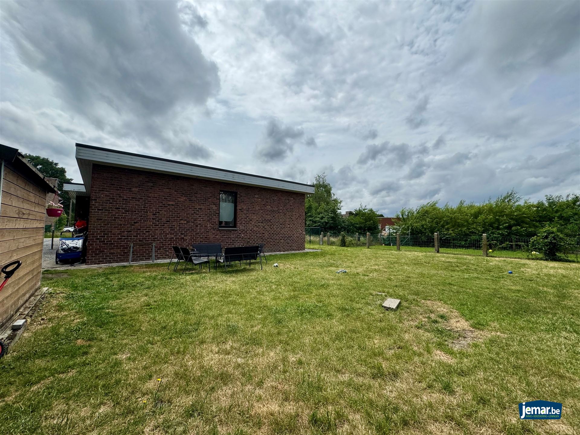 Ruime gezinswoning met 5 slaapkamers - foto 4