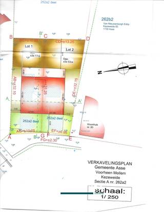 Bouwgrond voor halfopen bebouwing te koop op absolute voorkeursligging in het idyllische Mollem!Het betreft een perceel van 3a 04ca met een...
