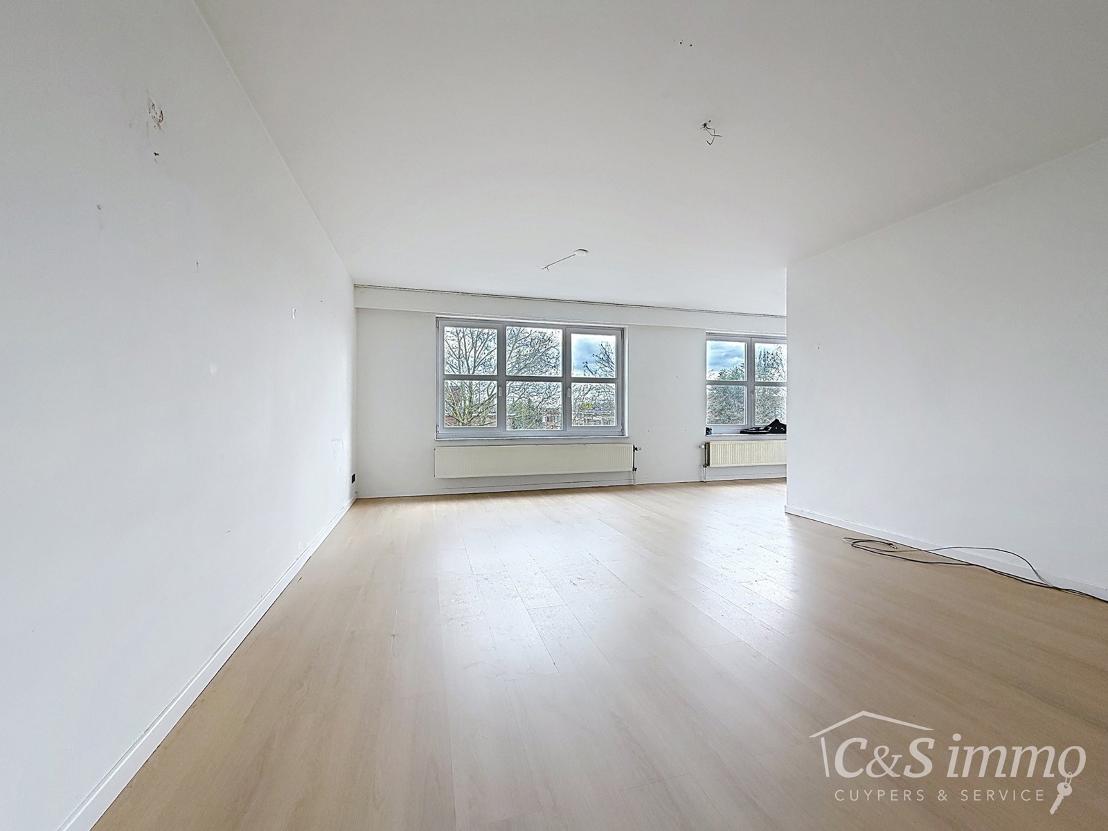 Vernieuwd 2-slaapkamer appartement  - foto 3