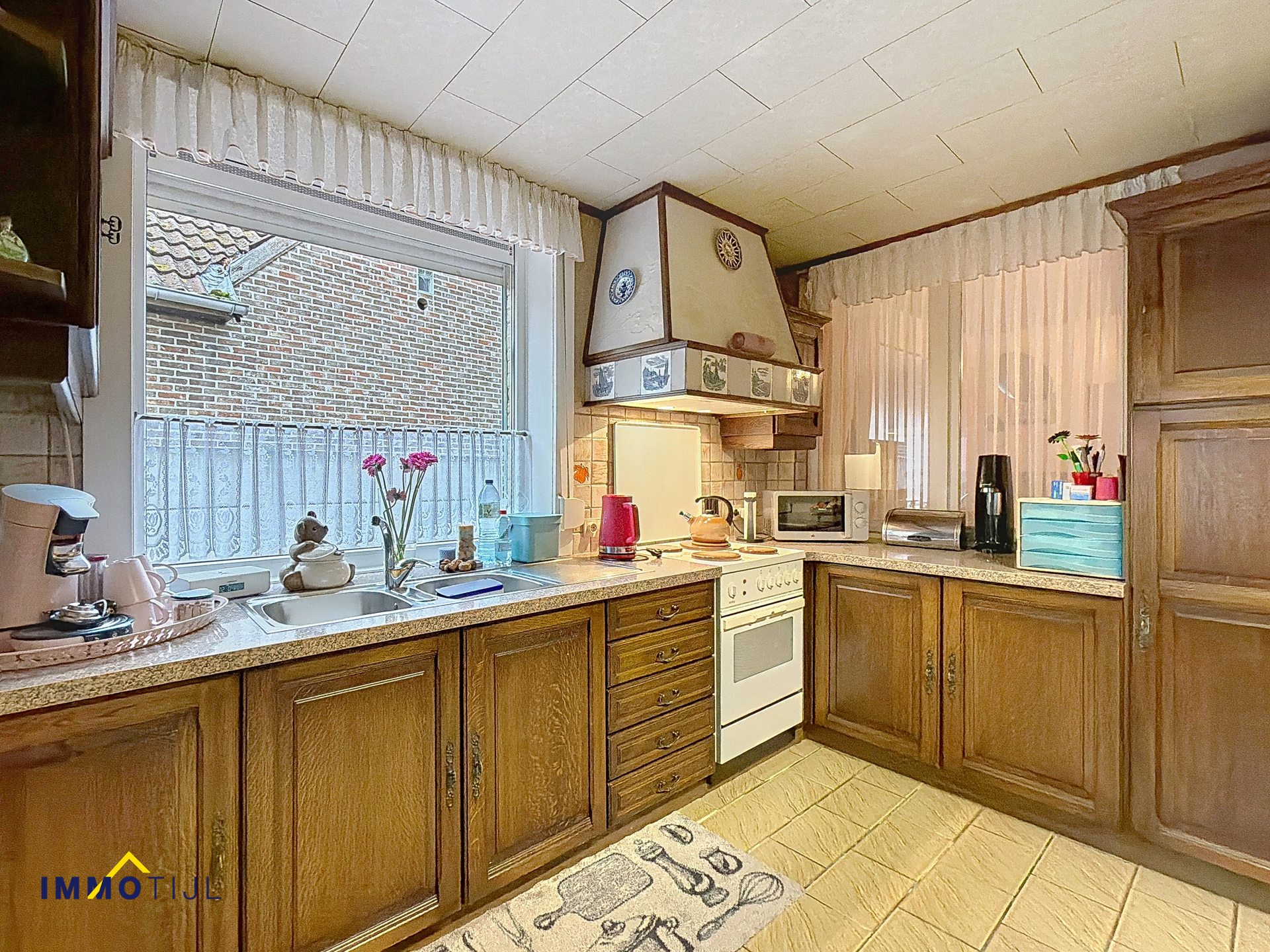 Halfopen woning met 3 slaapkamers, garage en tuin! - foto 5