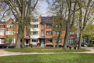 Op het www.albertpark31.be (url kopiëren en plakken indien doorklikken niet lukt) in Kortrijk stellen we jou graag deze bijzonder goed gelegen...