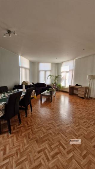Gunstig gelegen appartement met 2 slaapkamers in centrum. Alle modern comfort aanwezig. Aangename ligging op kleine afstand van Centraal Station,...