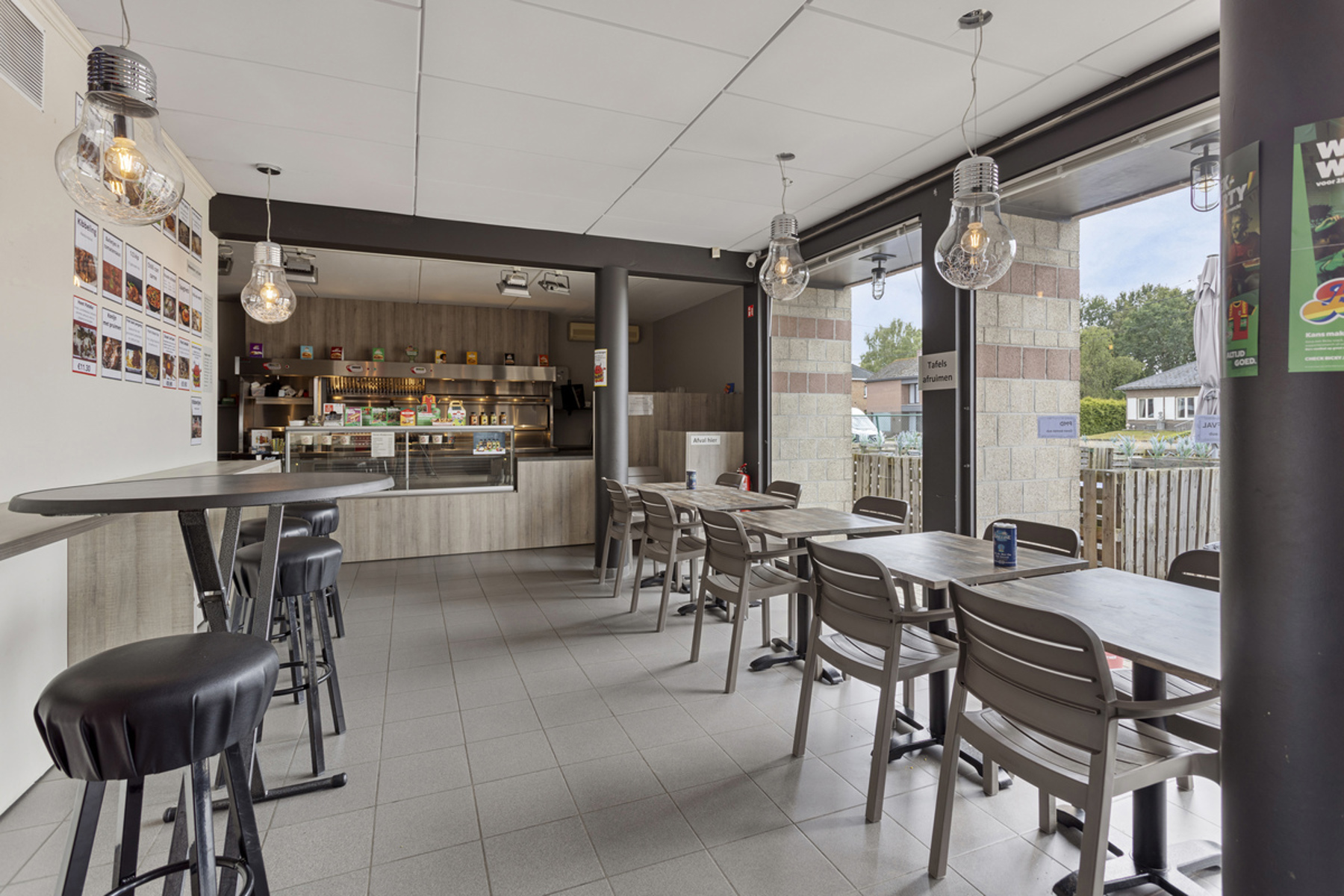 Handelspand met appartement te koop in Heist-op-den-Berg! - foto 4