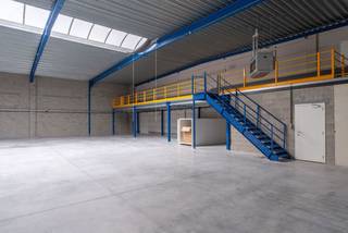 Commercial à louer à Ravels