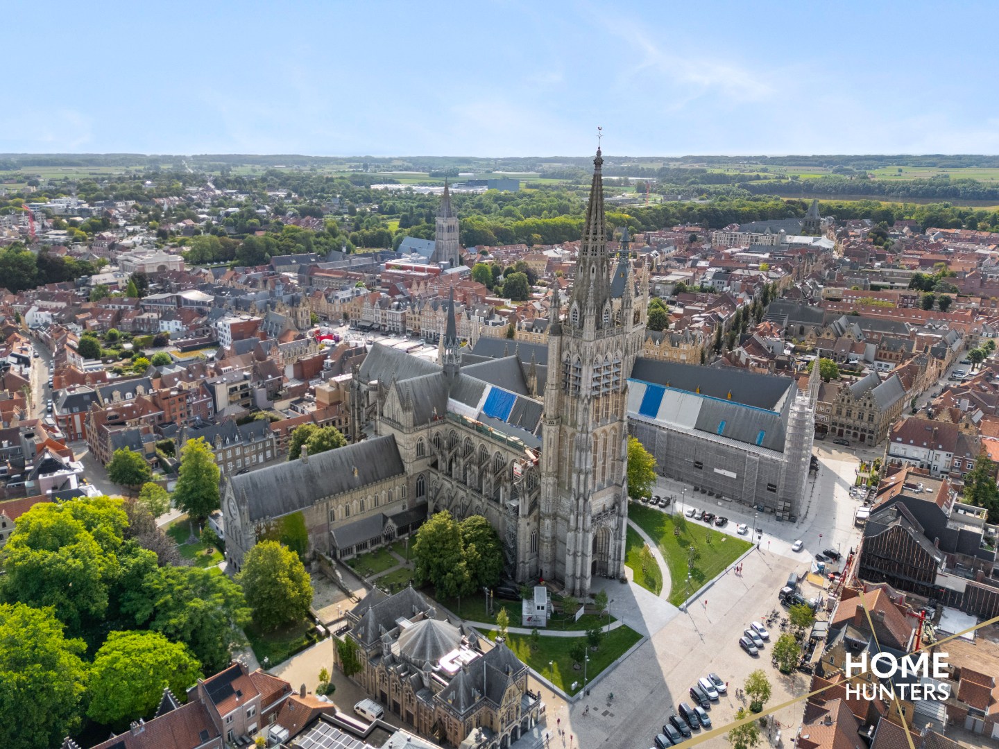 Een verborgen parel in het hart van Ieper – wonen, werken én genieten op één unieke locatie - foto 4