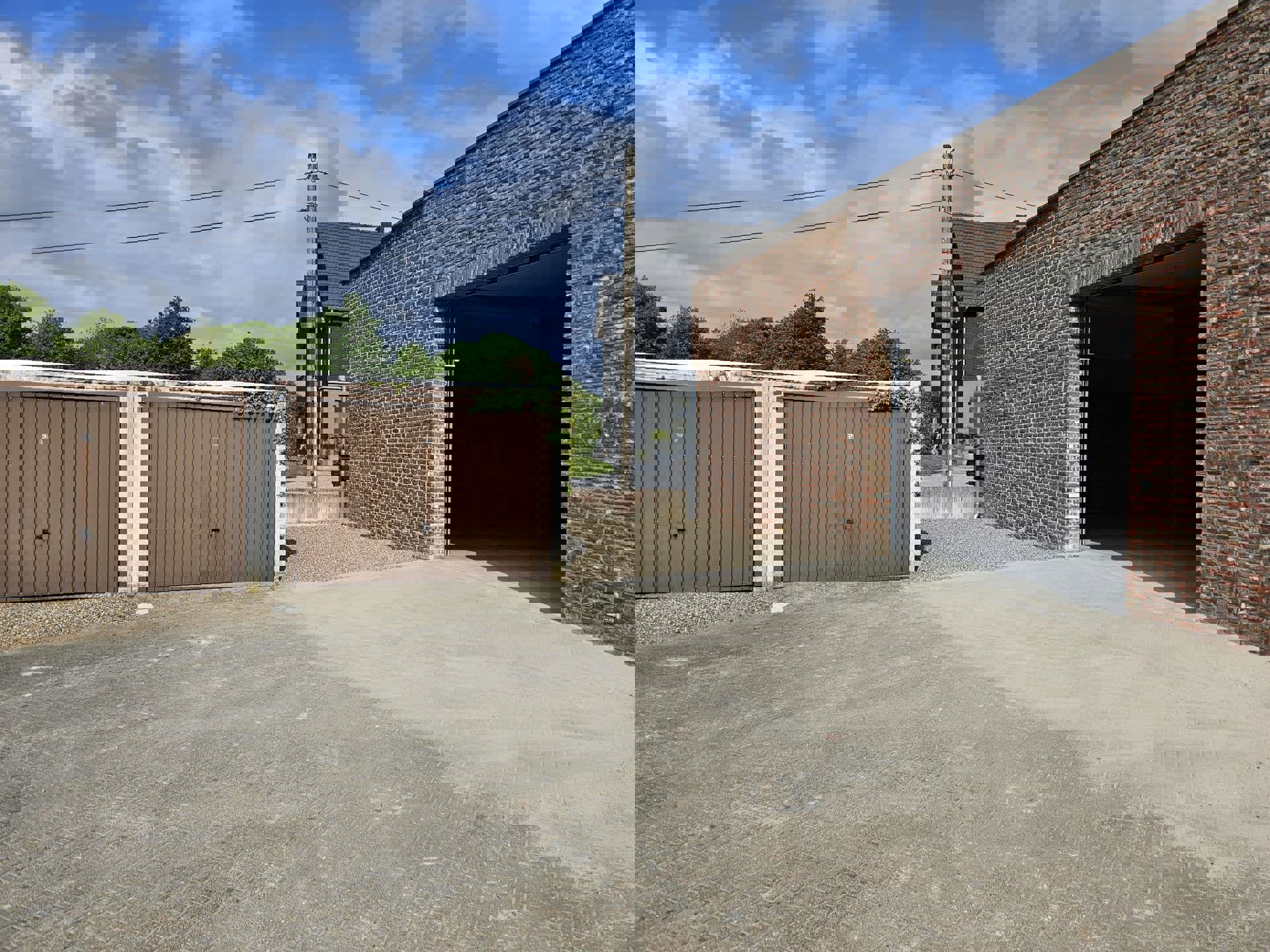 TE HUUR Oudsbergen - magazijn/werkplaats van 293m² - foto 5