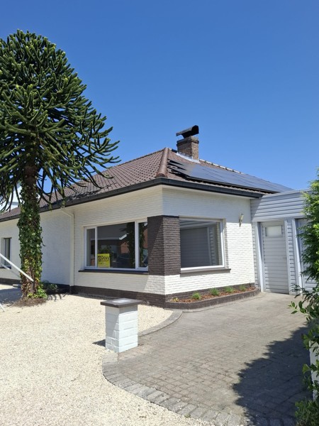 Instapklare, volledig gerenoveerde bungalow met 3 slaapkamers - foto 4