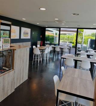 Commercial à vendre à Deerlijk