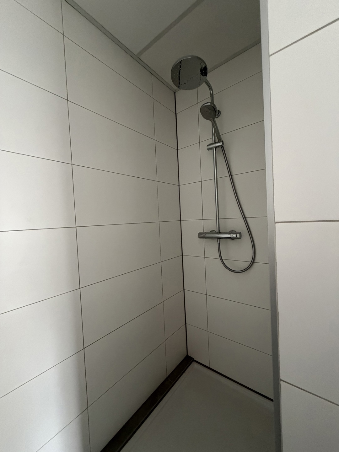 Commercial à louer à Waterloo - photo 4