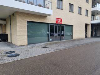 Commercial for rent in Peer