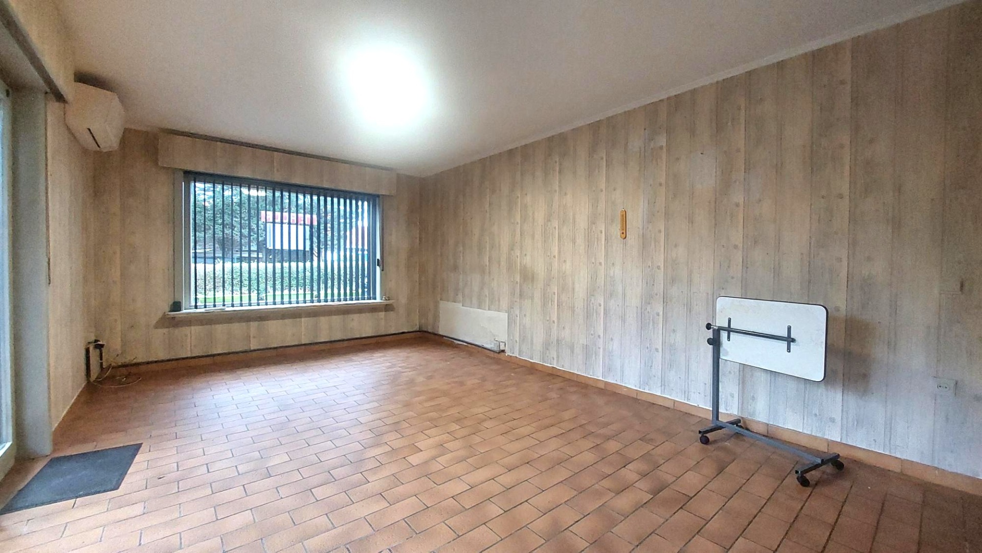 Gelijkvloers appartementje met 1 slaapkamer, terrasje en parkeerplaats. - foto 4