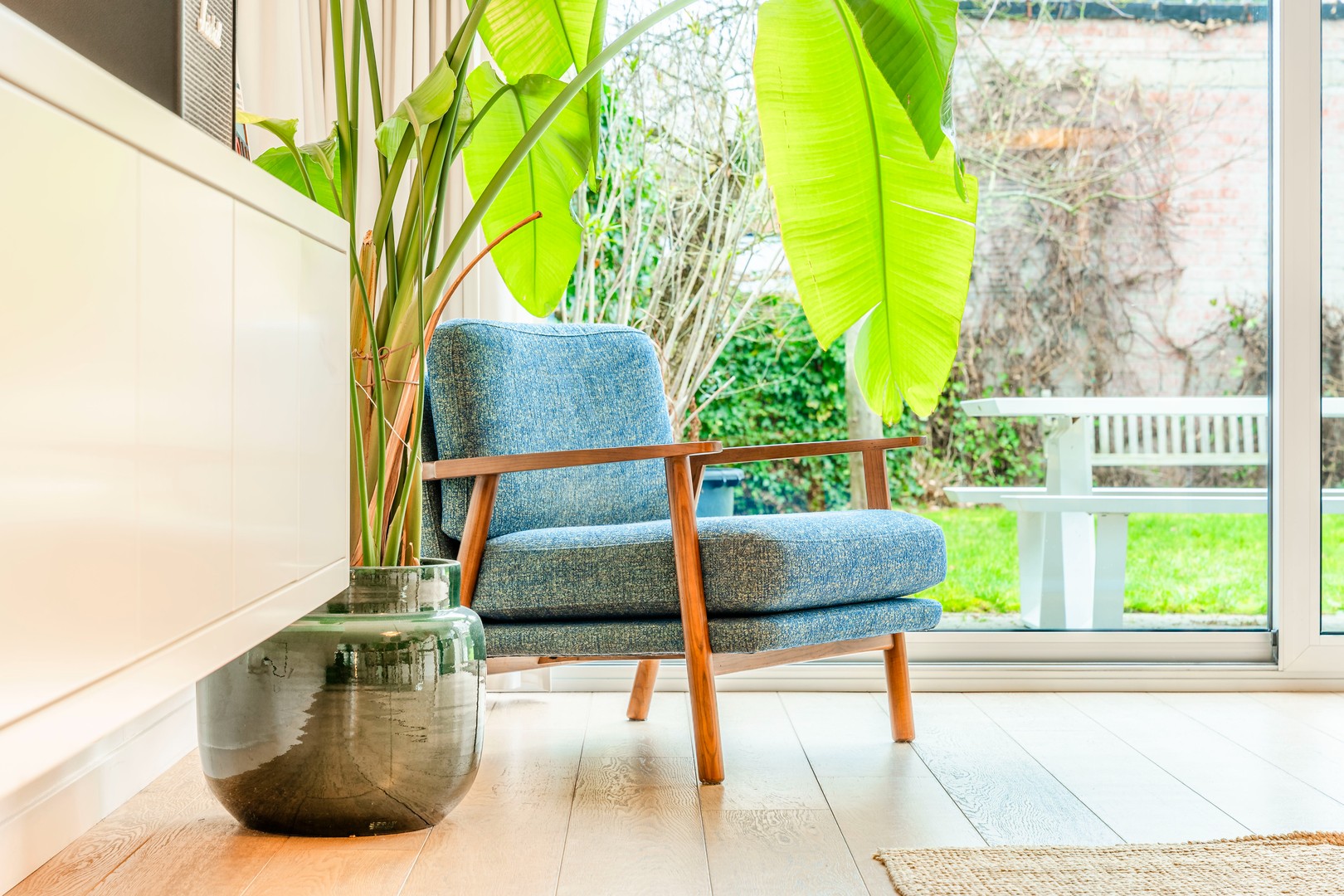 Een instapklare, ruime gezinswoning met top ligging te Zwijndrecht! - photo 4