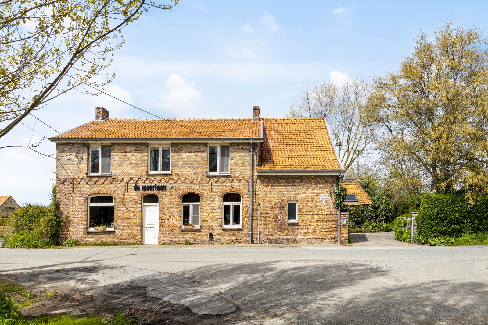 Karaktervolle hoeve met landerijen en vijver - foto 3