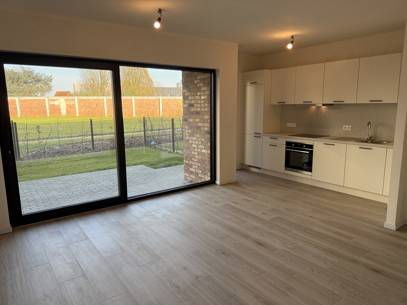 Praktische studio met privatieve tuin - foto 2