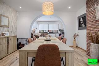 +++ Molenstraat 106, Liedekerke +++Bent u op zoek naar een instapklare woning nabij het bruisende centrum van Liedekerke? Stop dan met zoeken, want...