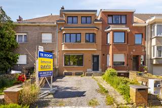 immo DAVID vous propose cette maison 2 façades clé sur porte de 192 m², idéalement située à proximité du quartier de la gare de...