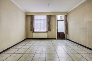 Dans le charmant village de Nieuwenrode, dans un environnement calme et pourtant proche du centre, se trouve cette maison semi-mitoyenne avec...