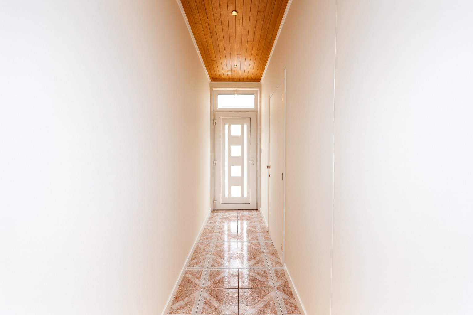 Maison à vendre à Saint-Nicolas avec 6 chambres - photo 2