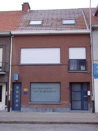 In het hart van Kapellen bieden wij een instapklare praktijkruimte te huur aan, ideaal voor een dierenarts of andere zelfstandige in de...