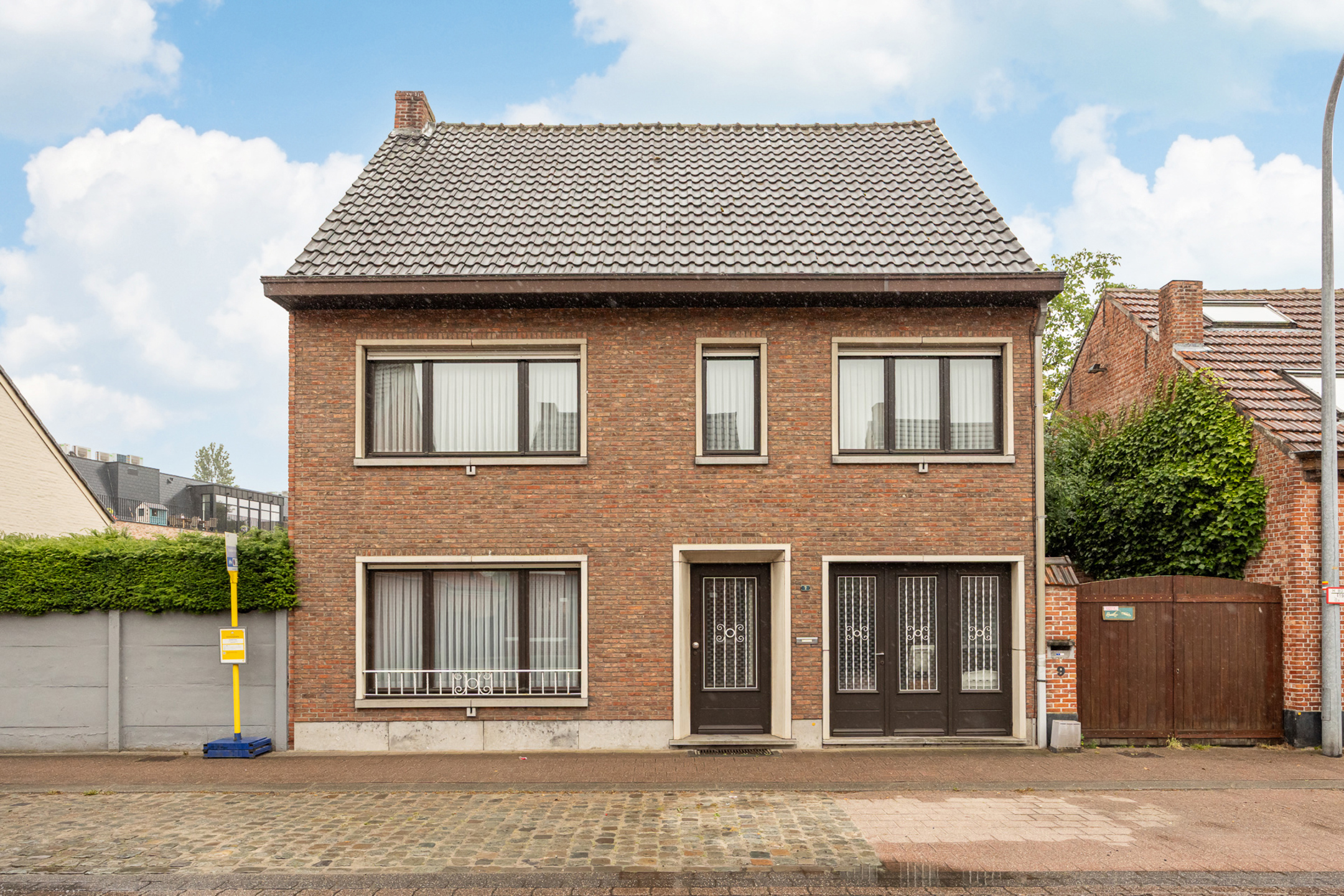 Centraal gelegen te renoveren woning met 3 slpks EPC E-label - foto 1