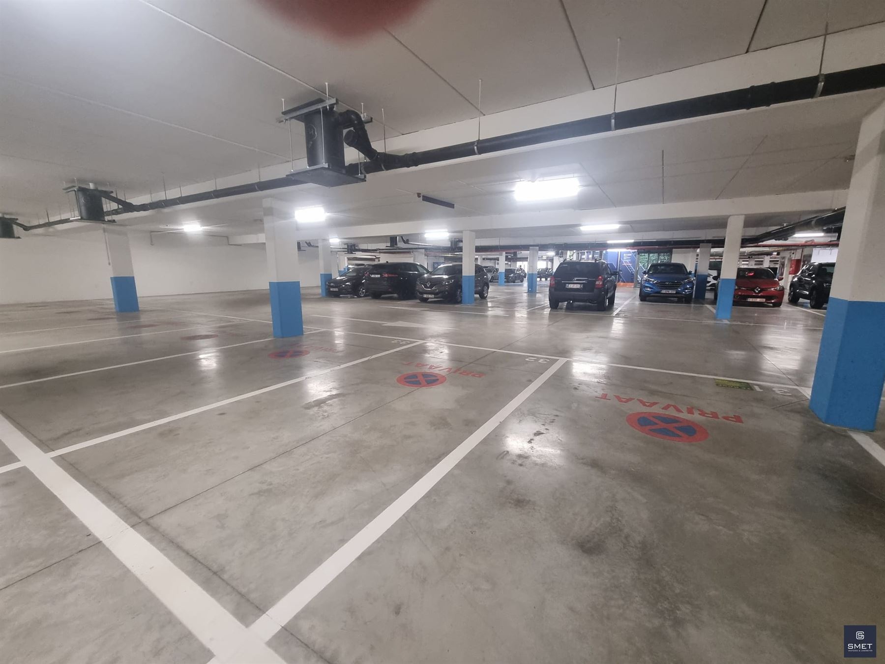 Garage for rent in Beveren-Kruibeke-Zwijndrecht - photo 4