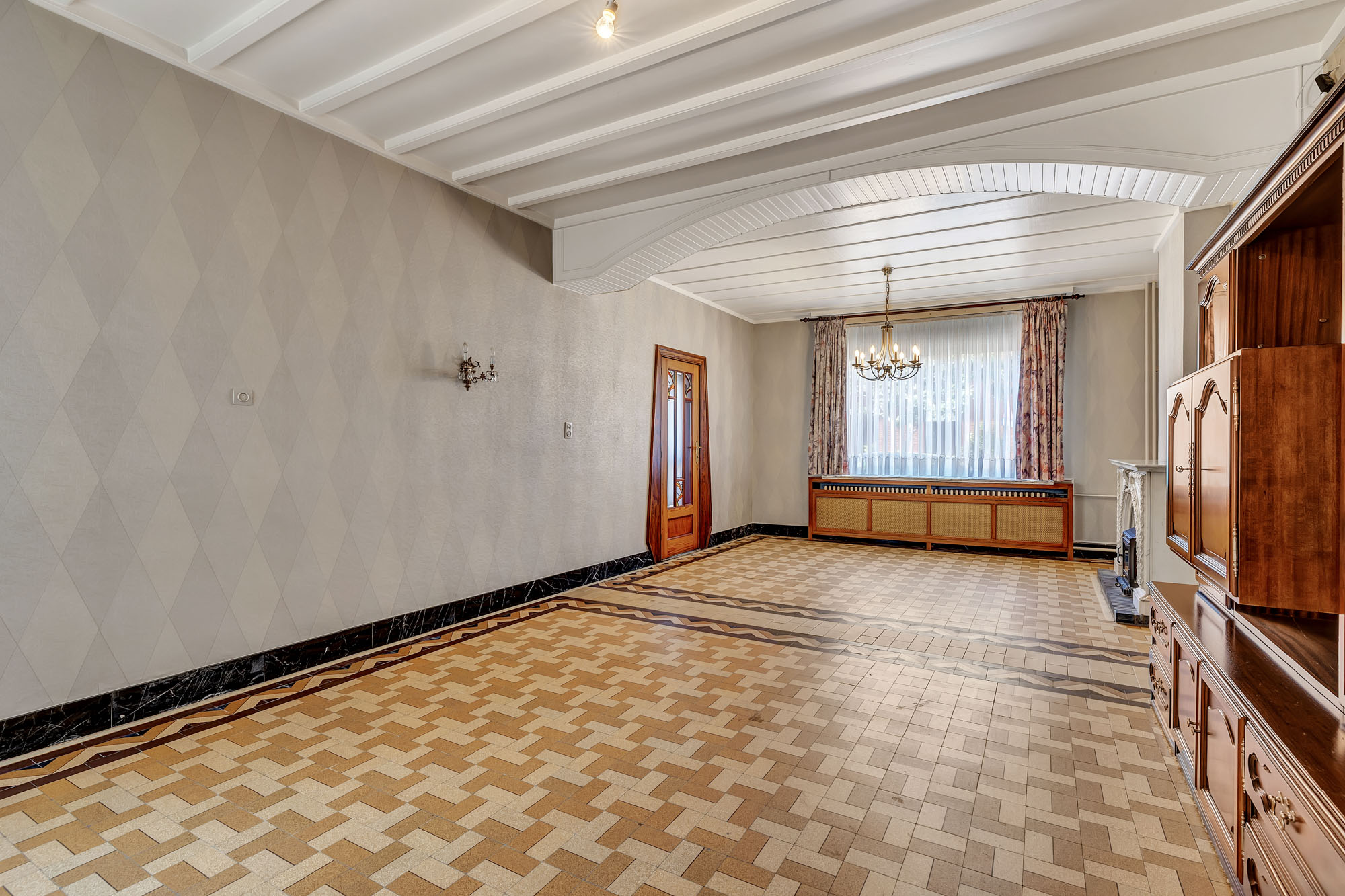 Te renoveren ruime handelswoning - foto 5