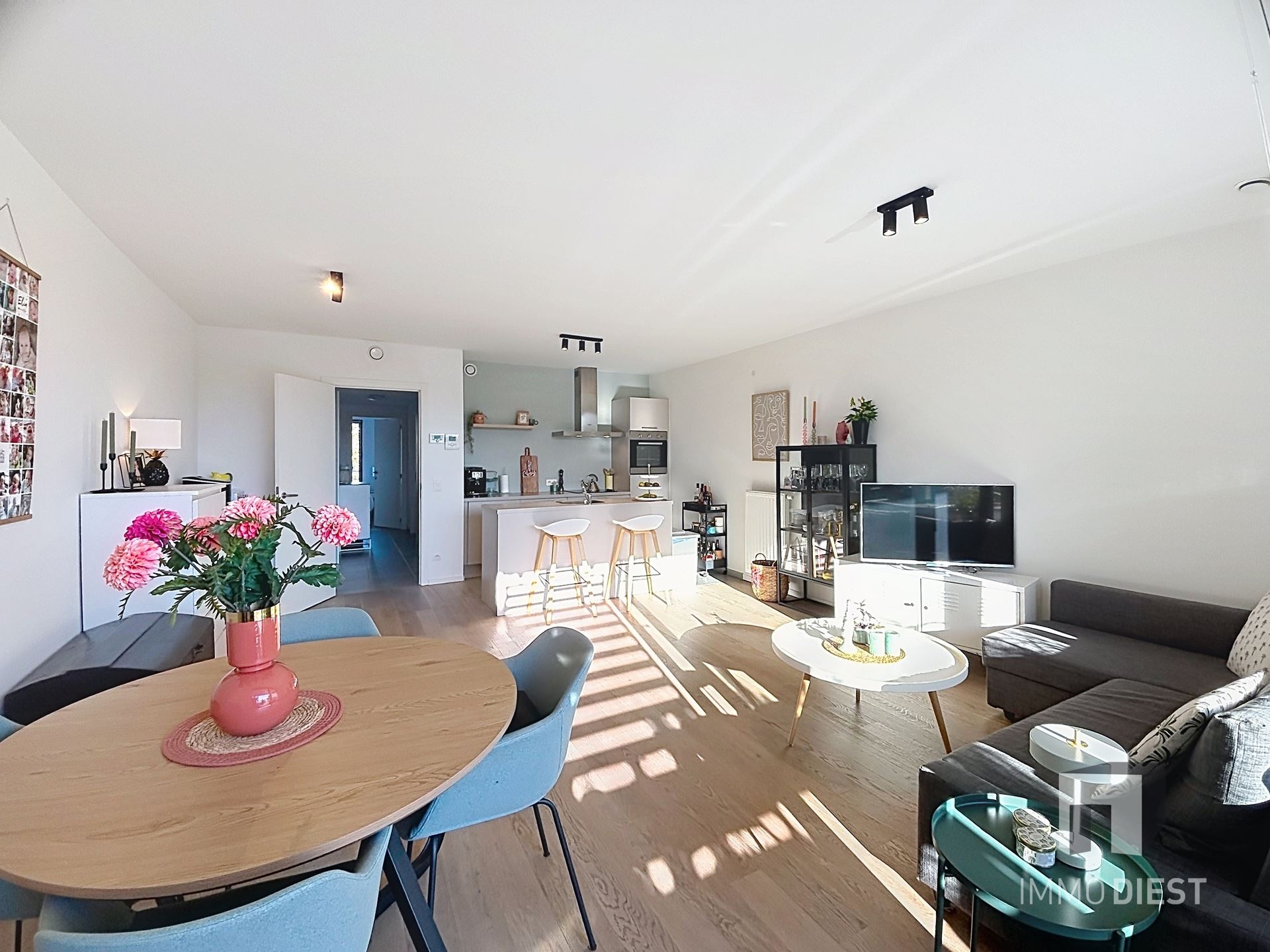 Energiezuinig appartement met twee slaapkamers en ondergrondse autostaanplaats net buiten de stadskern van Diest. - foto 3
